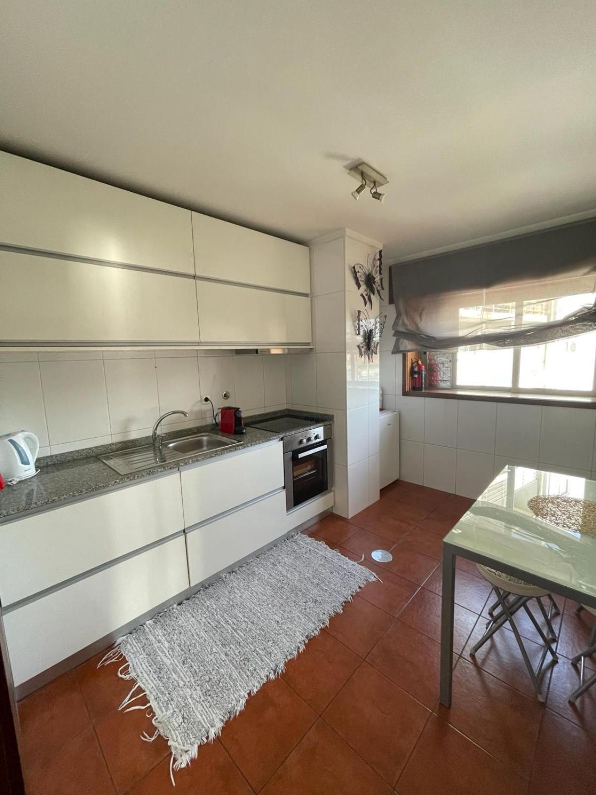 Flat4U Appartement Paredes  Buitenkant foto