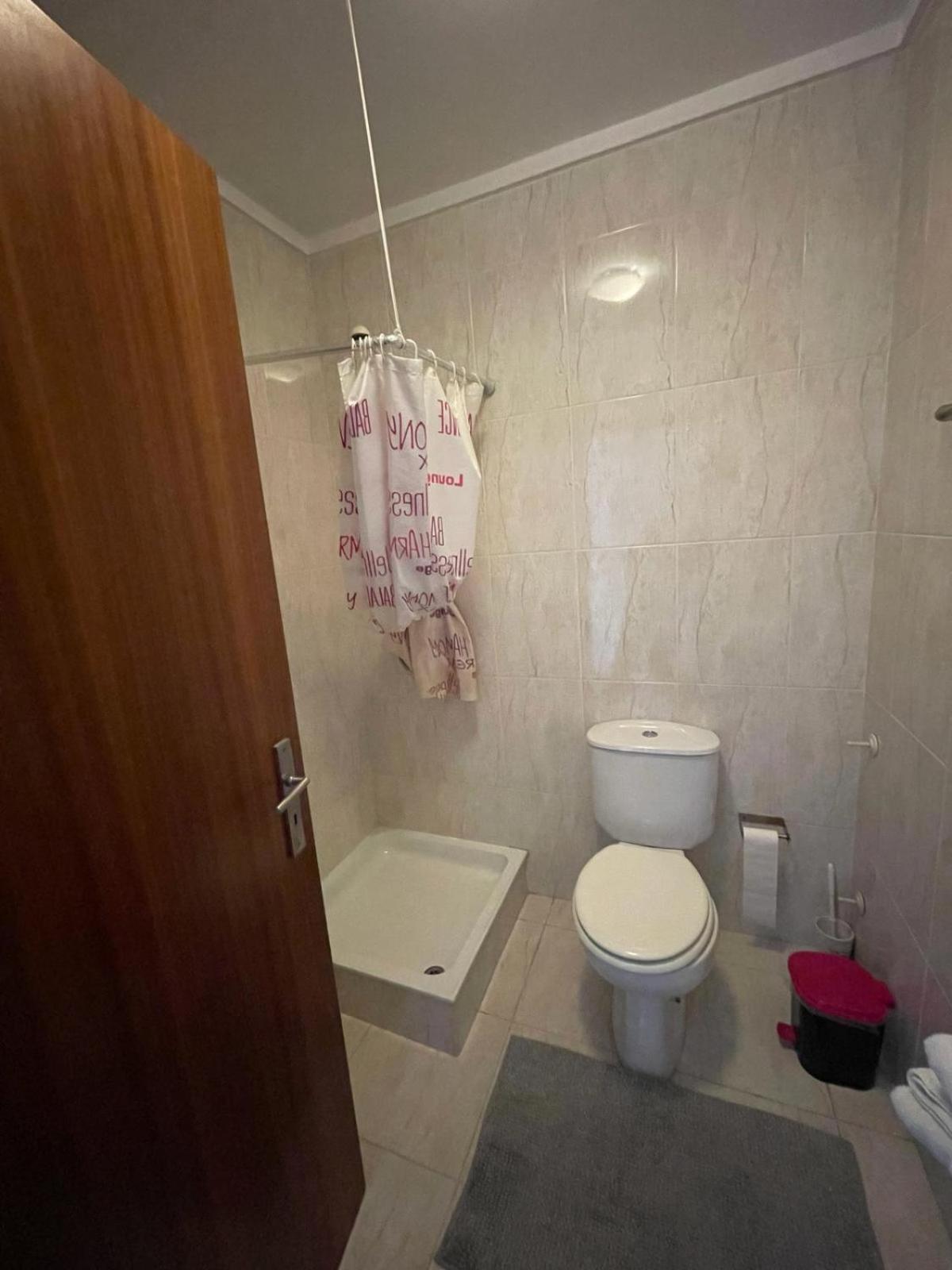 Flat4U Appartement Paredes  Buitenkant foto